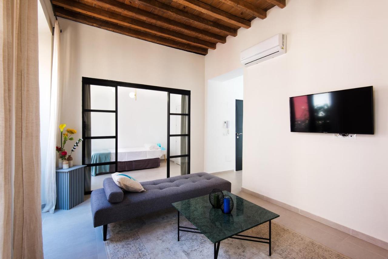 Malaga Tour Apartment- Elegance & Confort In The Historic Center Eksteriør billede